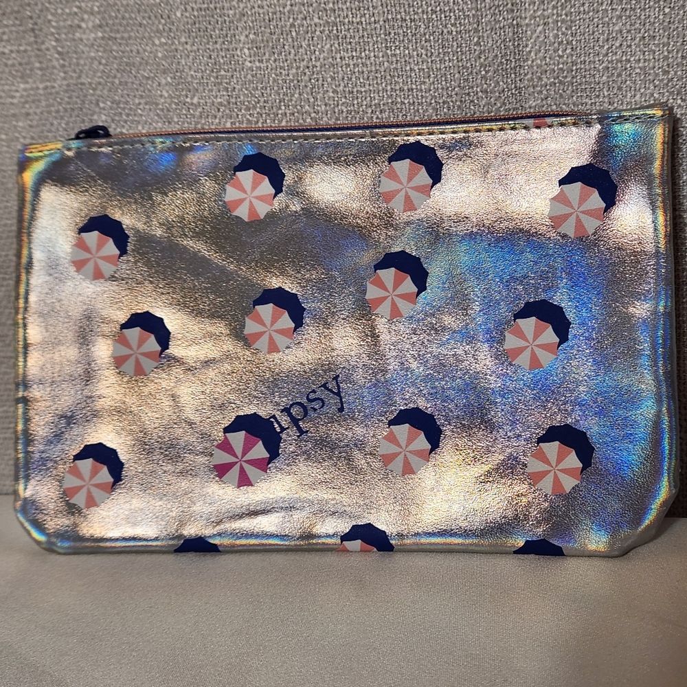 🔥 5/$20 Ipsy Cosmetic Makeup Travel Organizer Purse Organizer Silver Shiny
